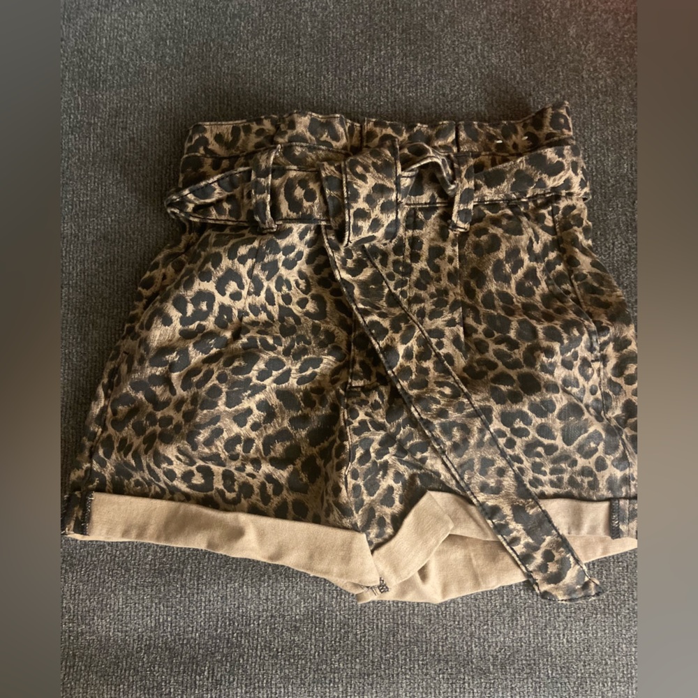 High waist Cheetah print Shorts